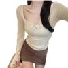 Camiseta de Encaje de Manga Larga para Mujer, Nuevo Estilo Otoño 2025, Camiseta Básica Ajustada de Cuello Alto, Hermoso Top para Usar como Prenda Exterior