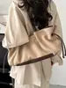 Bolso Grande de Gamuza Retro Modelo 2026 para Mujer Bolso de Hombro Simple de Nicho Bolso de Axila Bolso Tote Casual para el Trabajo