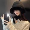 Sombrero de Pescador Grueso Cálido de Felpa para Mujer Invierno Nuevo Estilo Sombrero de Cubeta a Prueba de Viento Protección para las Orejas Sombrero Lei Feng Invierno Sombrero Peludo