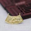 Yiwu Gold Ray color dorado chapado doble agujero impresión de narciso forma de abanico pequeño colgantes coronas todo collar accesorios para tocado B540