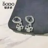 S925 Brincos de trevo de quatro folhas de prata esterlina Brincos elegantes de estilo coreano feminino Folhas com diamante Distintivo Trendy Super Fairy Tremella Jóias