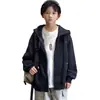 Abrigo para Niños Estilo Primavera y Otoño 2026 Nuevo Sudadera con Capucha Cardigan para Niños de Edad Media y Mayores Ropa para Niños Otoño Moderna Fresca
