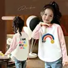 Camiseta Base para Niñas Estilo Coreano Nueva de Primavera y Otoño con Dobladillo Curvo, Camiseta de Manga Larga Color Bloque para Niños Mayores, Top de Moda Ajustado