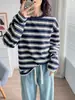 Camiseta de manga larga a rayas tridimensionales estilo coreano para mujer, adecuada para primavera y otoño, casual y holgada, adelgazante, se puede usar como capa base o prenda exterior
