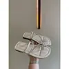 Sandalias Planas Estilo Hada Chanclas de Dedo con Pedrería para Mujer Moda Verano 2025 Chanclas Planas para Exteriores para Mujer
