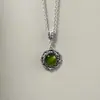 Collar Colgante Elegante Vintage Estilo Renacentista Bohemio con Piedra Verde Flor y Vid