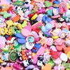Superfície brilhante grandes acessórios de resina mista em estoque cola creme material DIY feito à mão furo de capa de celular sapatos grampo de cabelo atacado