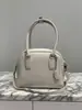 [Personalizado] Estilo Minimalista Bolso de Bowling de Alta Calidad Completamente de Cuero Genuino Bolso de Mano para Mujer Bolso Cruzado al Hombro Venta al por Mayor para Mujer