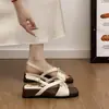Sandálias de tiras com laço suave estilo francês para mulheres, novas sandálias romanas de sola grossa para o verão de 2026 para combinar com saias