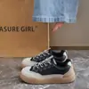 Atacado transfronteiriço 2026 novos sapatos brancos de cadarço sola macia versátil sapatos Argan tênis casuais esportivos sapatos únicos para mulheres estudantes