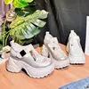 Sandalias cerradas para mujer extremadamente elegantes, nuevo modelo verano 2026, de suela gruesa, que aumentan la altura, zapatos romanos deportivos calados