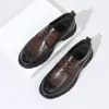 Zapatos casuales de cuero genuino para hombre de nueva llegada transfronteriza, zapatos Derby de estilo británico de vestir formal, de suela blanda, antideslizantes y resistentes al desgaste para hombre