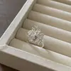 Anillo Abierto de Metal con Diseño de Nicho Estilo Coreano de Fuegos Artificiales Tridimensionales, Lujo Ligero, Moderno, Anillo de Dedo Índice de Alta Gama para Mujer