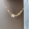 Pulseira Temperamento Dongdaemun Estilo Coreano de Alta Qualidade para Mulheres Banhada a Ouro Diamante Olho de Gato Pétalas Flor Joia de Mão Atacado Moda