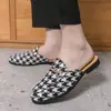 2026 Nuevos Zapatos Transpirables de Verano de Moda Transfronterizos para Hombre Slip-On Perezosos Moda Media Zapatilla