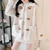Chaqueta de Piel Sintética Integrada de Lana de Cordero para Mujer Estilo Corto Petite 2025 Otoño e Invierno Nuevo Estilo Coreano Top Versátil Holgado
