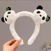 Faixa de cabeça fofa com orelhas de panda para lavar o rosto, faixa de cabeça de pelúcia de desenho animado com coroa alta para mulheres, faixa para maquiagem e lavar o cabelo, acessório de cabelo