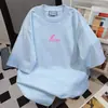 Camiseta de Manga Corta con Estampado de Graffiti Simple de Diseño de Nicho para Mujer 2025 Verano Casual Holgada Retro Top