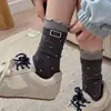 Calcetines para Mujer 2025 Otoño e Invierno Estilo Nuevo Tela con Puntos y Volantes Etiqueta de Tela Calcetines Apilados a Media Pantorrilla Transpirables Directo del Fabricante