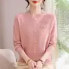 Elegante Top para Madres Colección Otoño 2026, Suéter Redondo de Punto con Flores Tridimensionales, Ropa de Punto Tallas Grandes para Mujeres de Mediana Edad y Mayores