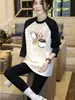 Camiseta de manga larga de algodón puro en color de contraste para mujer, top casual suelto de manga raglán de longitud media para otoño 2026 para combinar con pantalones de tiburón