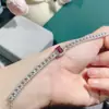 Pulseiras Alexander Ficam Vermelhas para Vermelho-Roxo sob Luz Incandescente, com Cores Únicas e Coloridas; S925 Prata Esterlina