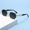 Nuevas Gafas de Sol Poligonales Metálicas para Conducir Transfronterizas 2026 para Hombres y Mujeres, Gafas de Sol Retro de Gama Alta con Montura Pequeña Anti-UV