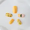 Peças de Nail Art Mais Vendidas Transfronteiriças, Estilo Fresco de Verão, Flores Amarelas Pequenas de Limão, Unhas Postiças Quadradas de Comprimento Médio Atacado