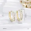 Chapado en cobre oro de 14K incrustación unilateral de circón cuadrado aretes simples joyería de oído de plata transfronteriza popular Europa y Estados Unidos venta al por mayor