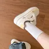 Zapatos Blancos de Cuero con Suela Gruesa para Mujer 2026 Otoño Estudiante Versátiles Deportivos Casuales Bloques de Color Bordado con Cordones Ligeros Zapatos de Plataforma