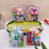 Pingente criativo para bolsa de carrinho de bebê com tema esportivo, chaveiro de decoração fofo de desenho animado divertido e de alta aparência, acessório para mochila