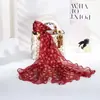 Lenço Quadrado Pequeno de Gaze Plissada Elegante e da Moda para Mulheres Atacado Versátil Lenço de Pescoço Profissional Lenço de Seda Pequeno Exquisito
