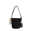 Bolsa Feminina Elegante e Texturizada para Axila 2026 Novo Modelo Simples Bolsa Saco de Camurça Bolsa de Ombro Versátil com Porta-Moedas Incluído