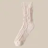 Calcetines de Coral Fleece para Mujer 2025 Nuevos Otoño e Invierno Engrosados Cálidos Postparto Maternidad Hogar Piso Dormir Calcetines Largos