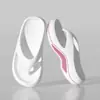 Nuevas chanclas de suela gruesa para mujer, para uso exterior en verano, antideslizantes, resistentes al olor, a la moda y versátiles, chanclas de alta gama para playa y costa