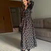 Roupas Femininas Transfronteiriças Estampa Digital Outono Novo Estilo Temperamento Decote V Manga Longa Cintura Alta Vestido Francês Vestido Floral Vestido Longo