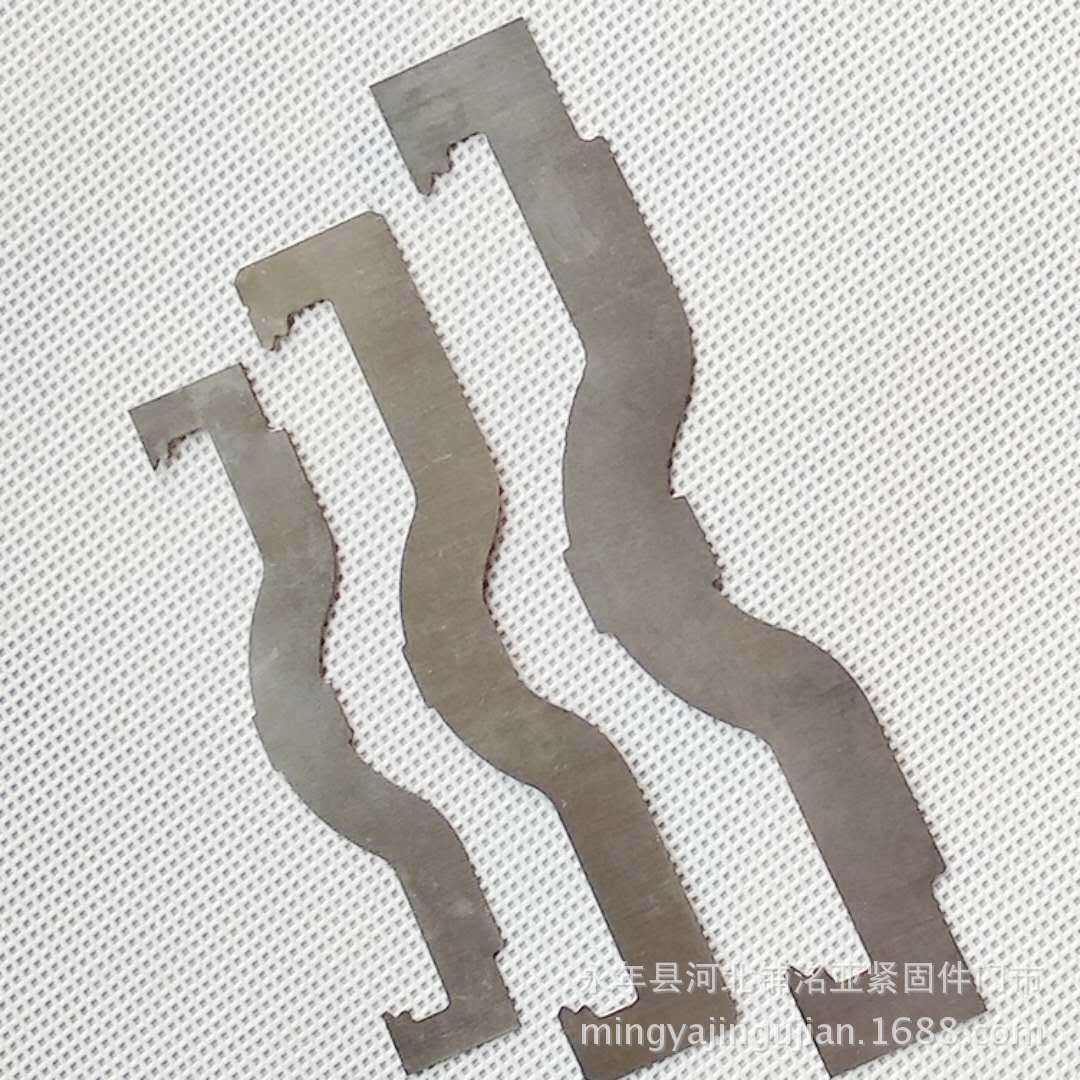 弹簧卡