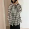 Camisa jacket a cuadros con capucha versátil estilo coreano para mujer, que ofrece protección solar con su diseño a cuadros de manga larga