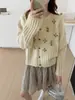 Cardigã de crochê floral resistente, um estilo doce e feminino, nova coleção outono/inverno 2026, casaco suéter folgado estilo coreano para mulheres
