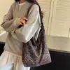 Bolsa tote de lona para mulheres, grande capacidade, nova bolsa transversal casual com estampa de leopardo outono/inverno 2026, versátil para escola e trabalho