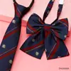 [Corbata sin cremallera] Corbata de lazo JK japonesa gratis para estudiantes universitarias, estilo universitario, corbata rayada de corona
