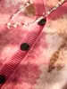 Cárdigan de seda, cachemira y lana en rosa y blanco para mujer con patrón jacquard de puntos de sésamo abstractos, suéter de punto de manga larga