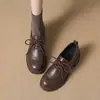 Colección Otoño 2026: Zapatos de Trabajo de Cuero Suave con Cordones Negros para Mujer - Cómodos, Versátiles y Elegantes para el Trayecto al Trabajo