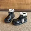 Botas de Nieve para Niñas Invierno Nuevos Zapatos de Algodón para Niños Botas con Felpa Botas Cortas Antideslizantes de Princesa para Niñas Botas de Cuero para Niñas
