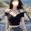 Camiseta Negra de Manga Corta para Mujer 2025 Nuevo Estilo Caliente de Verano Única y Hermosa Sexy Top Corto de Cuello Halter de un Hombro