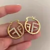 Brincos de Alto Padrão Letra F Transfronteiriços, Design de Nicho de Luxo Leve, Brincos Estilosos com Personalidade de Celebridade da Internet, Novos Presilhas de Orelha e Acessórios para Orelha