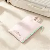 Set de organizadores de viaje de dibujos animados, incluye tres piezas: un organizador de equipaje, un organizador de ropa y un organizador de lencería, con una bolsa de malla portátil
