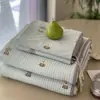 Exportado a Corea, Cubre Cama de Algodón Doble Cara con Relleno Acolchado, Sábana de Cama Antideslizante para Tatami de Cuatro Estaciones, Colchoneta Fina, en Stock para Venta al por Mayor