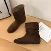 Botines simples, elegantes y de estilo retro para mujer, colección otoño 2026, con acabado de ante, caña corta, diseño de moda y tacón grueso, parte de la serie Maillard