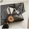 Bolsa de Ombro Simples Retro de Alta Qualidade para Mulheres 2026 Nova Versátil Bolsa de Boliche Tendência Bolsa de Ombro